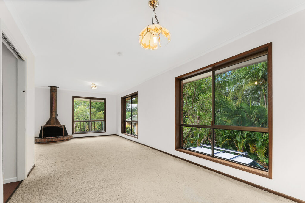 Sold - 30 Chiltern Court - New Property in Coes Creek - Real Estate by Glennis Schindler