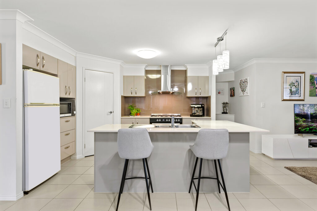 18 Forest Pines Boulevard, Forest Glen QLD 4556 - photo 2