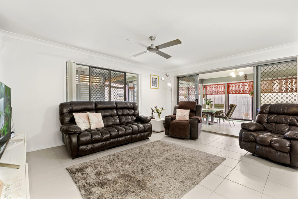 18 Forest Pines Boulevard, Forest Glen QLD 4556 - photo 3