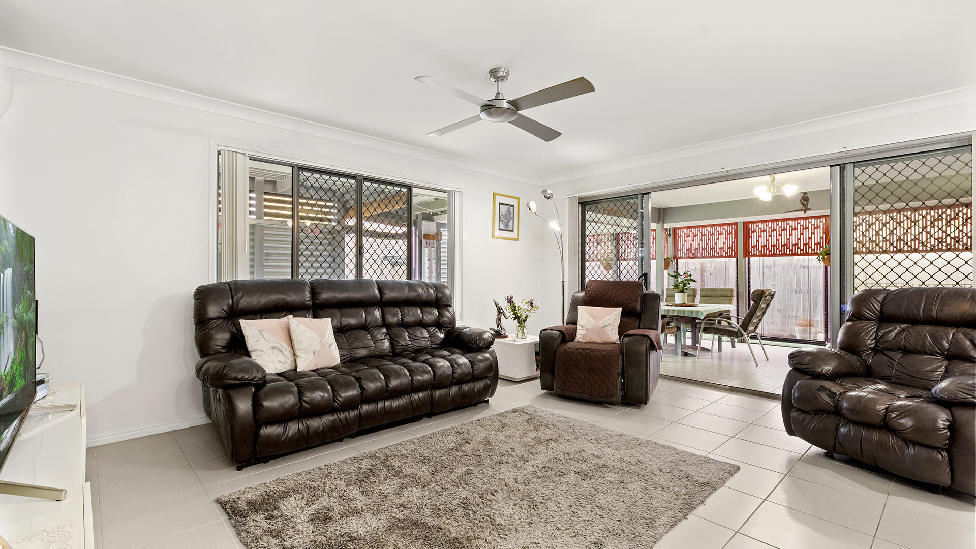 18 Forest Pines Boulevard, Forest Glen QLD 4556 - photo 3