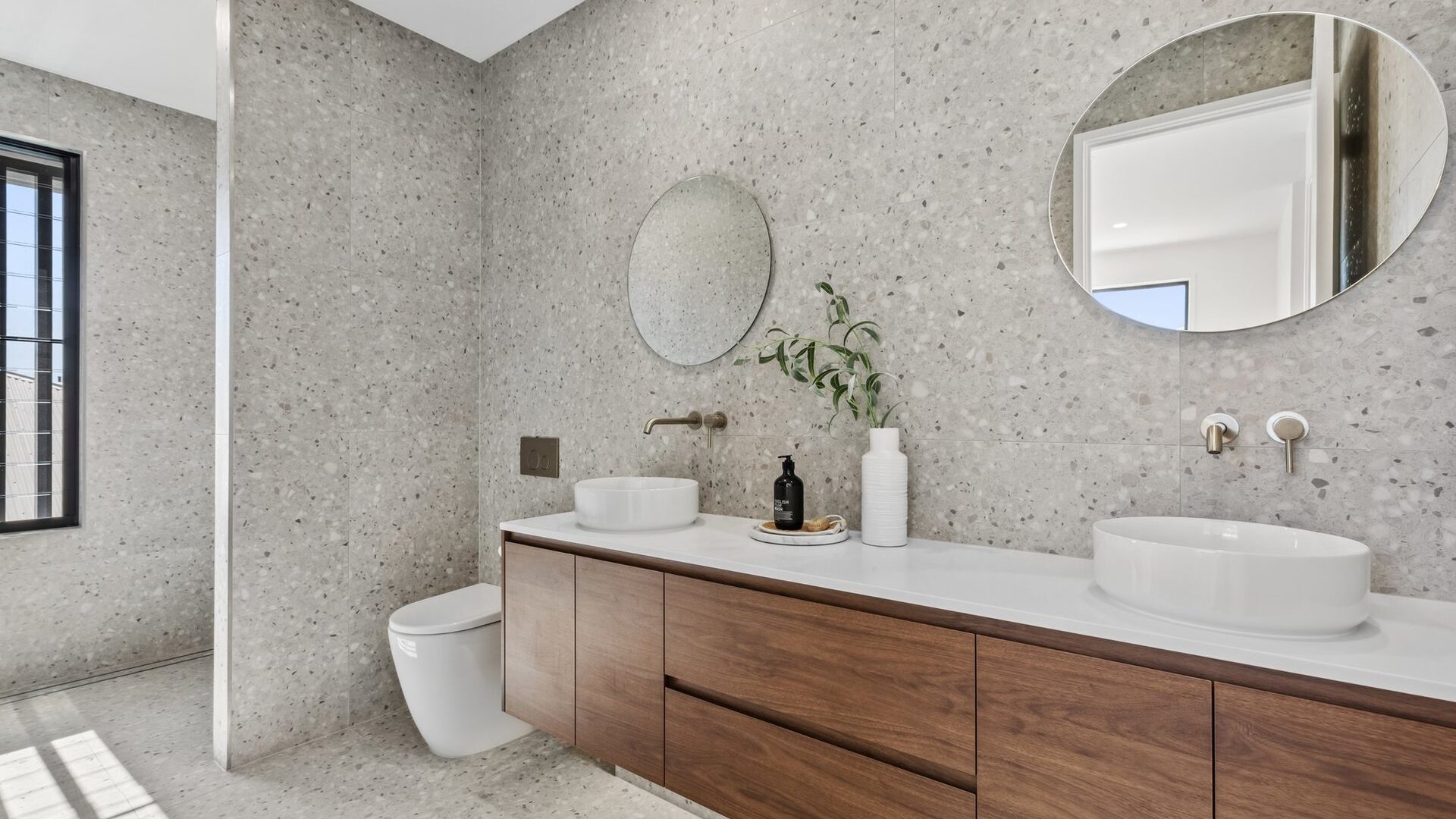 Sold - 2/1 Napalle Street - New Property in Warana - Real Estate by David Swarbrick