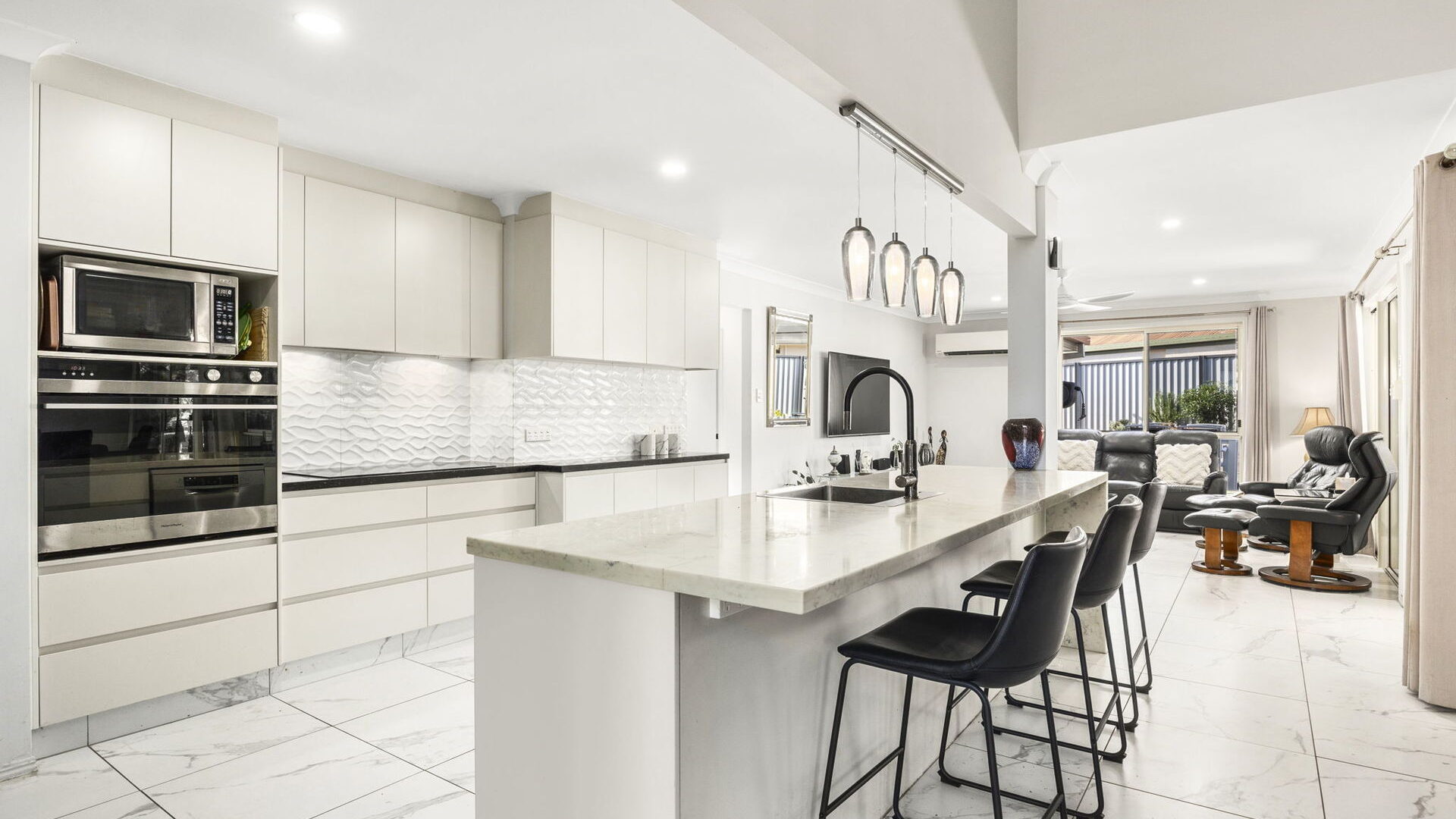 Sold - 7 Satinwood Place - New Property in Mountain Creek - Real Estate by Jennifer Struyf