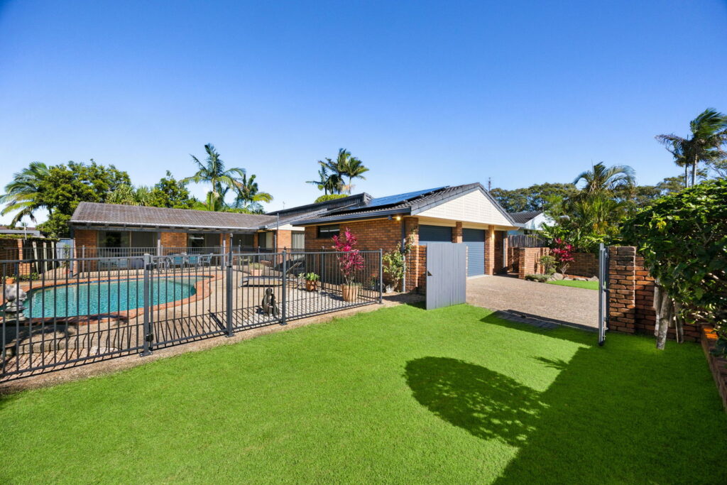 Sold - 8 Kardinia Street - New Property in Minyama - Real Estate by Vicki Stewart
