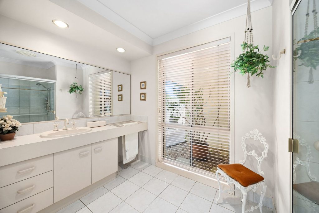 For Sale - 3 Coomoo Crescent - New Property in Mountain Creek - Real Estate by Peter Hill