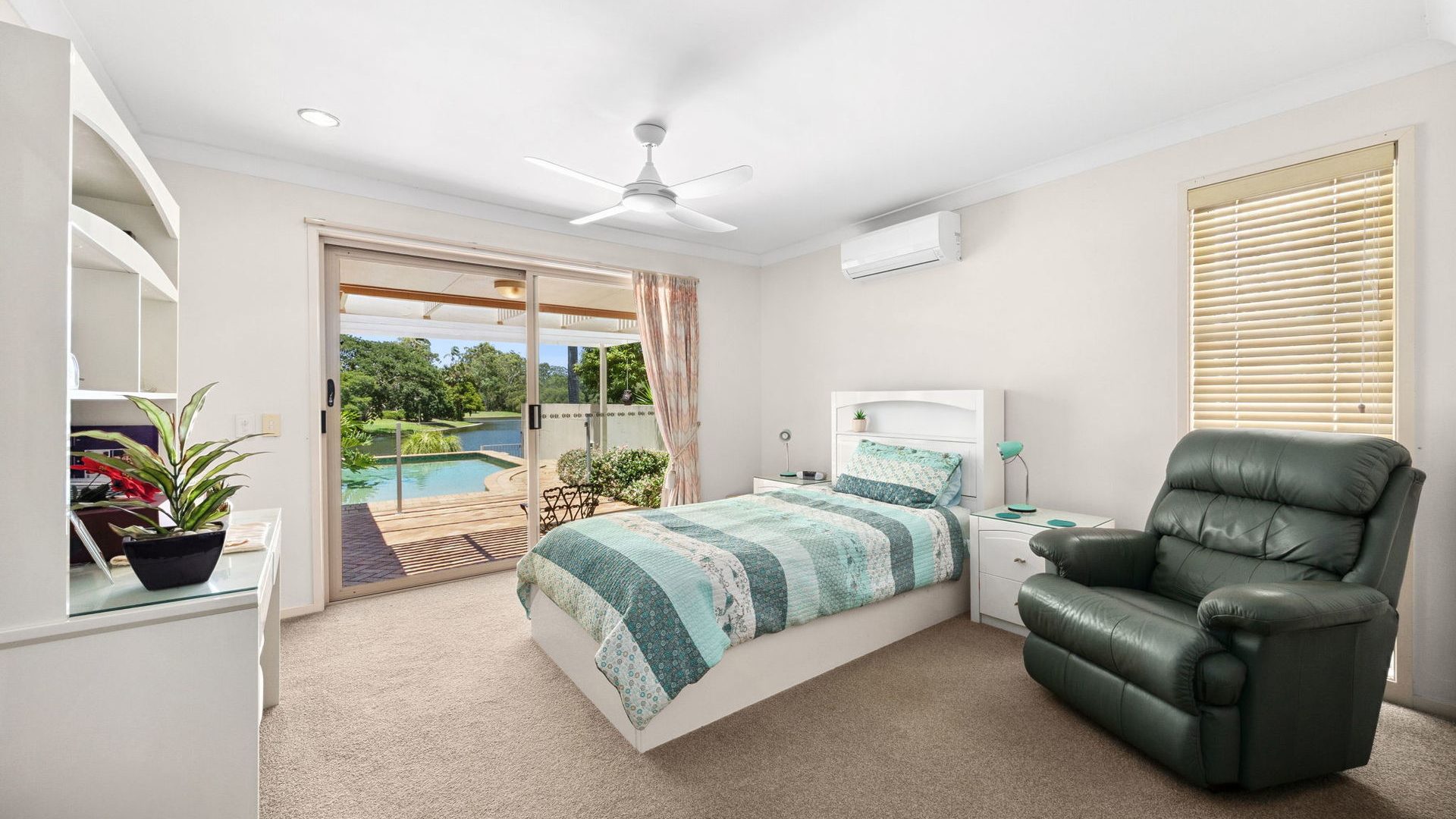 For Sale - 3 Coomoo Crescent - New Property in Mountain Creek - Real Estate by Peter Hill