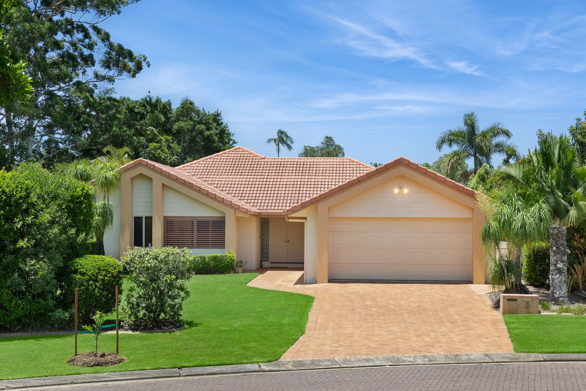 For Sale - 3 Coomoo Crescent - New Property in Mountain Creek - Real Estate by Peter Hill