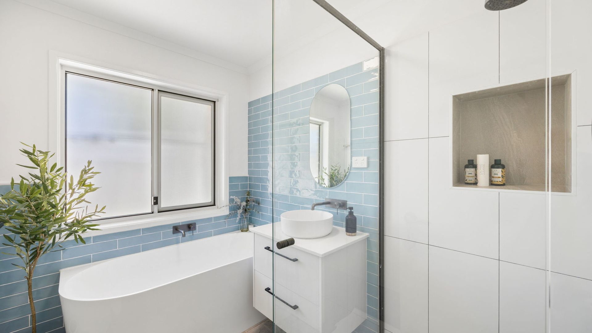 Sold - 19 Mooloolah Drive - New Property in Minyama - Real Estate by Stuart Thomas