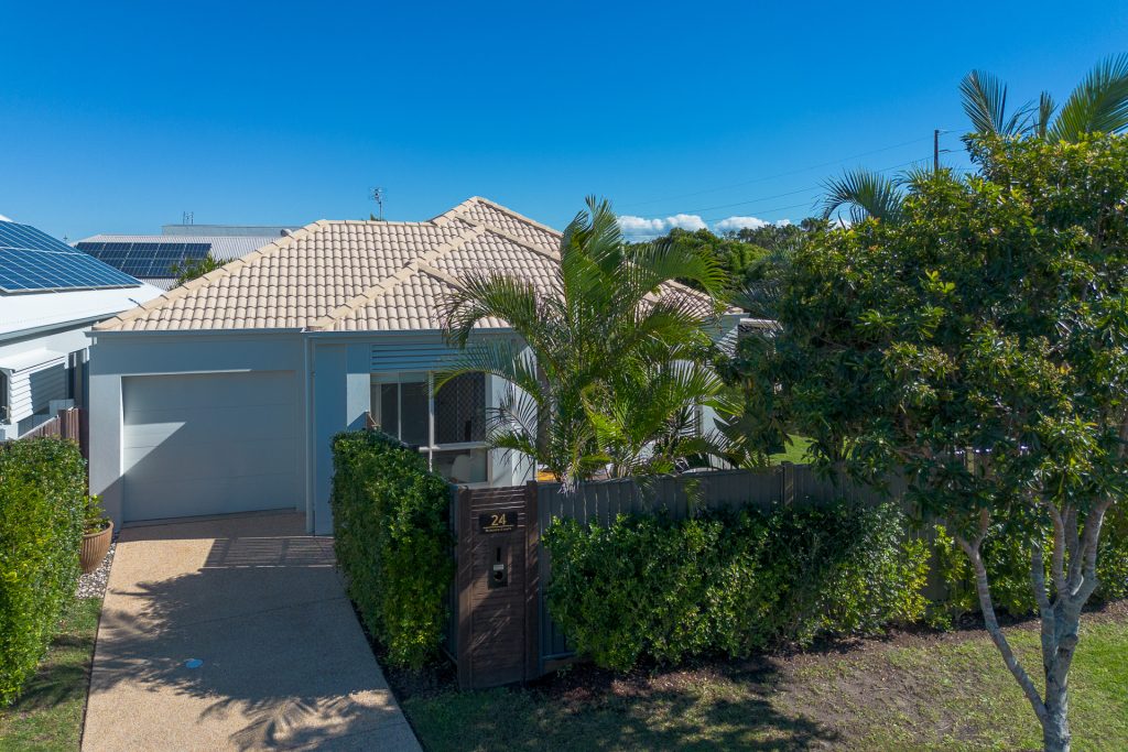 Sold - 24 Bonaire Court - New Property in Parrearra - Real Estate by David Swarbrick