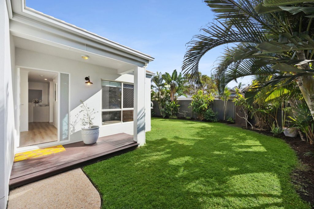 Sold - 24 Bonaire Court - New Property in Parrearra - Real Estate by David Swarbrick
