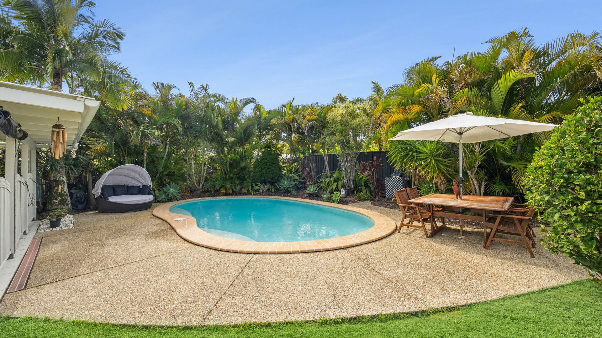 For Sale - 3 Snowdrop Avenue - New Property in Currimundi - Real Estate by Vicki Stewart