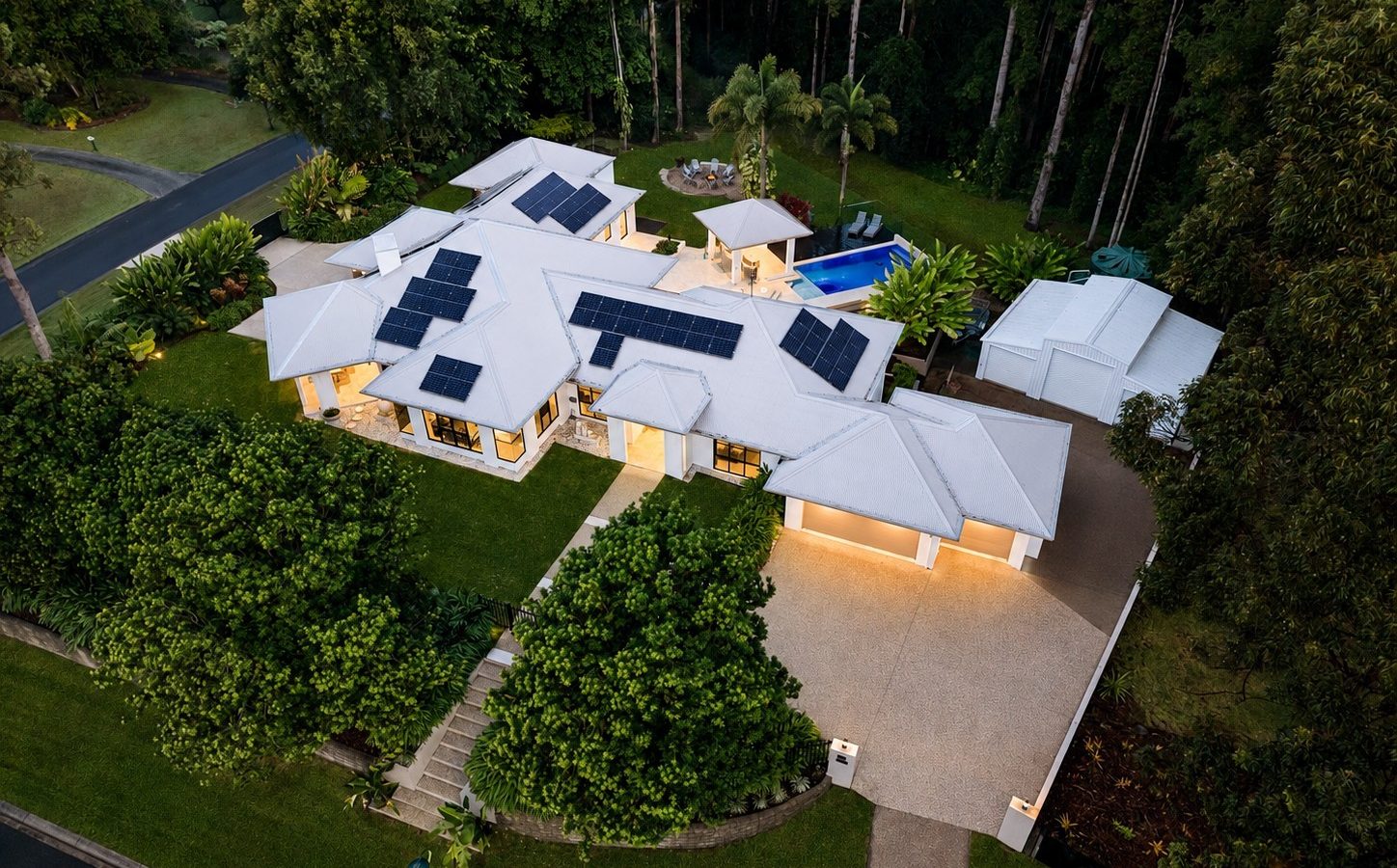 For Sale - 2 Firetail Court - New Property in Tanawha - Real Estate by Chris Pace