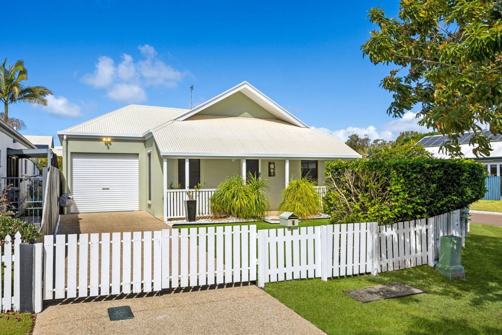 For Sale - 6 Corsica Court - New Property in Parrearra - Real Estate by Rohan Molineux