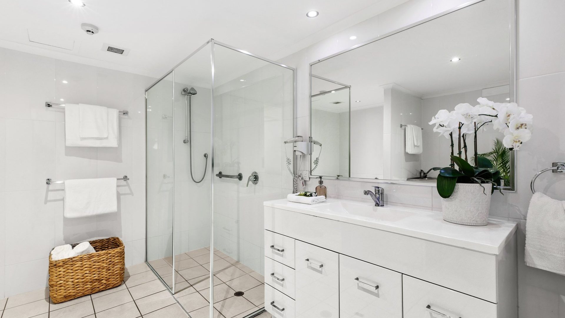 For Sale - 8/125 Mooloolaba Esplanade - New Property in Mooloolaba - Real Estate by Brad Woodhams