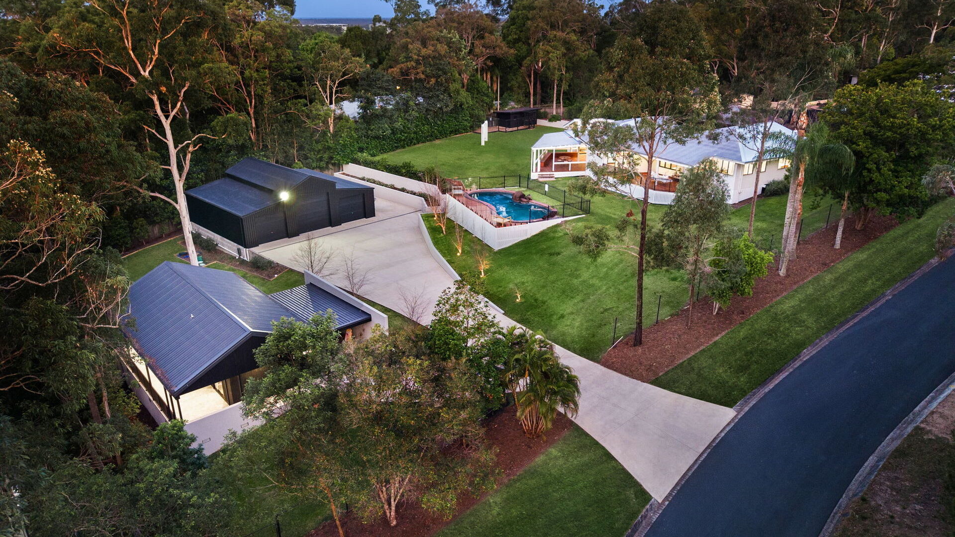 For Sale - 1 Forest Oak Court - New Property in Tanawha - Real Estate by Brad Woodhams