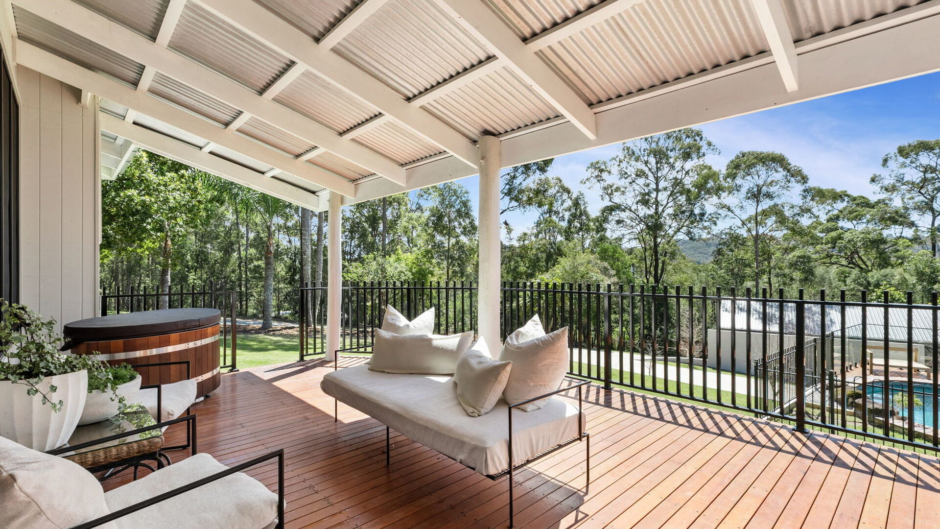 For Sale - 1 Forest Oak Court - New Property in Tanawha - Real Estate by Brad Woodhams
