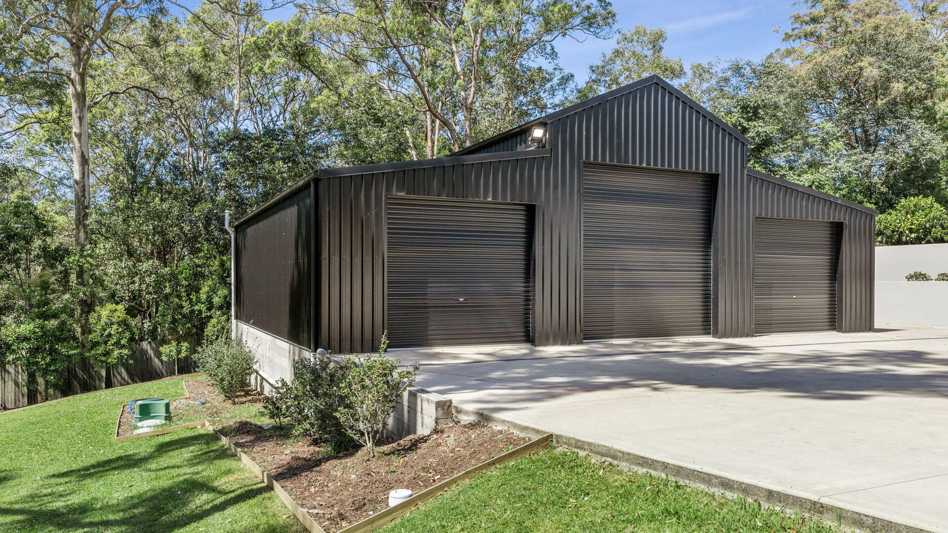 For Sale - 1 Forest Oak Court - New Property in Tanawha - Real Estate by Brad Woodhams