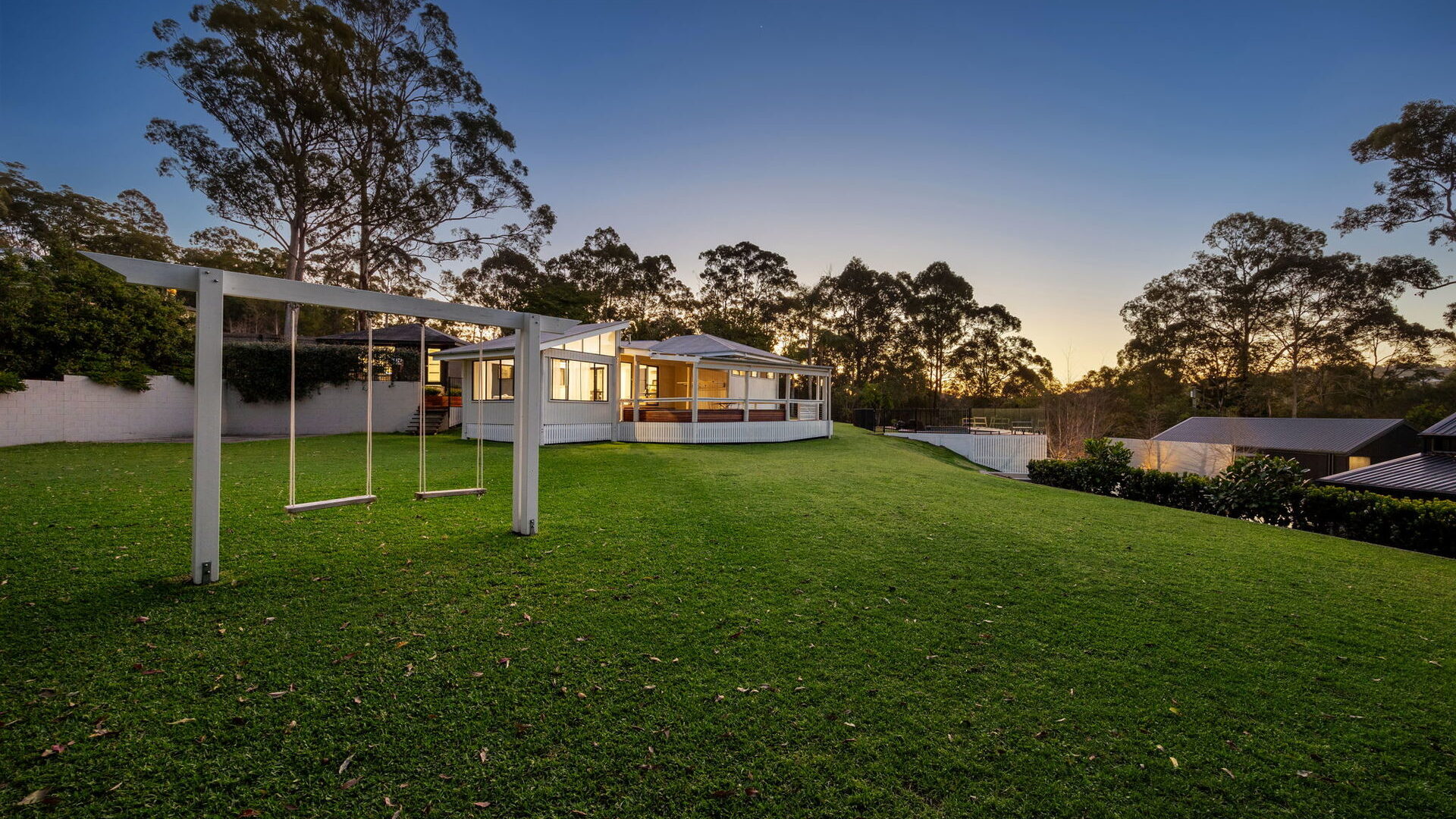 For Sale - 1 Forest Oak Court - New Property in Tanawha - Real Estate by Brad Woodhams