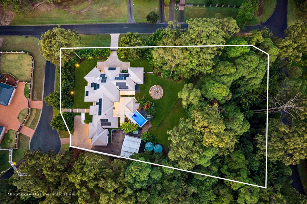 For Sale - 2 Firetail Court - New Property in Tanawha - Real Estate by Chris Pace