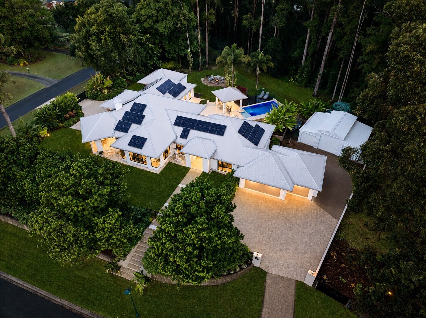 For Sale - 2 Firetail Court - New Property in Tanawha - Real Estate by Chris Pace