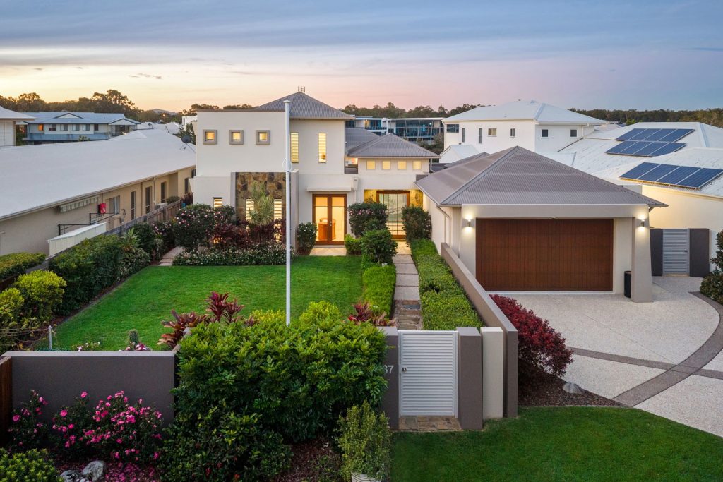 For Sale - 37 Baywater Drive - New Property in Twin Waters - Real Estate by Daniele Gabrielli