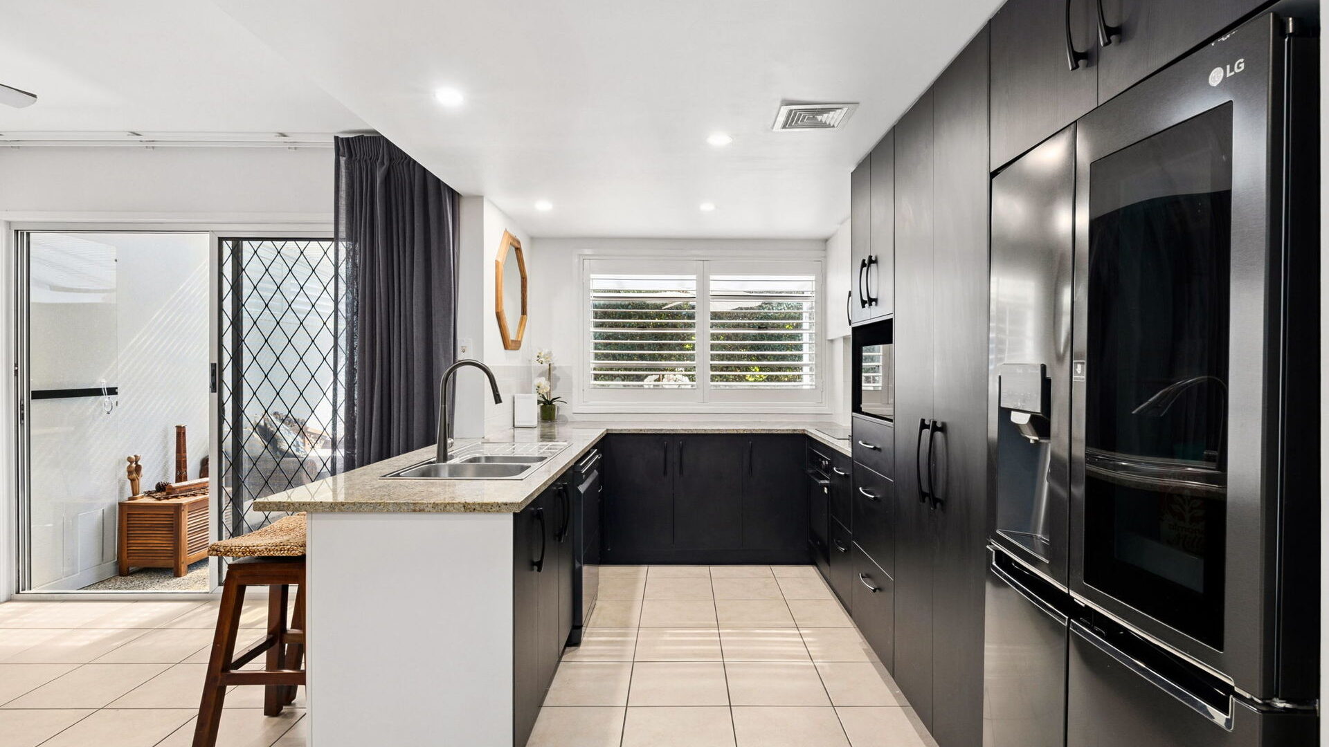 For Sale - 82/7 Grand Parade - New Property in Parrearra - Real Estate by Glenn McIntosh