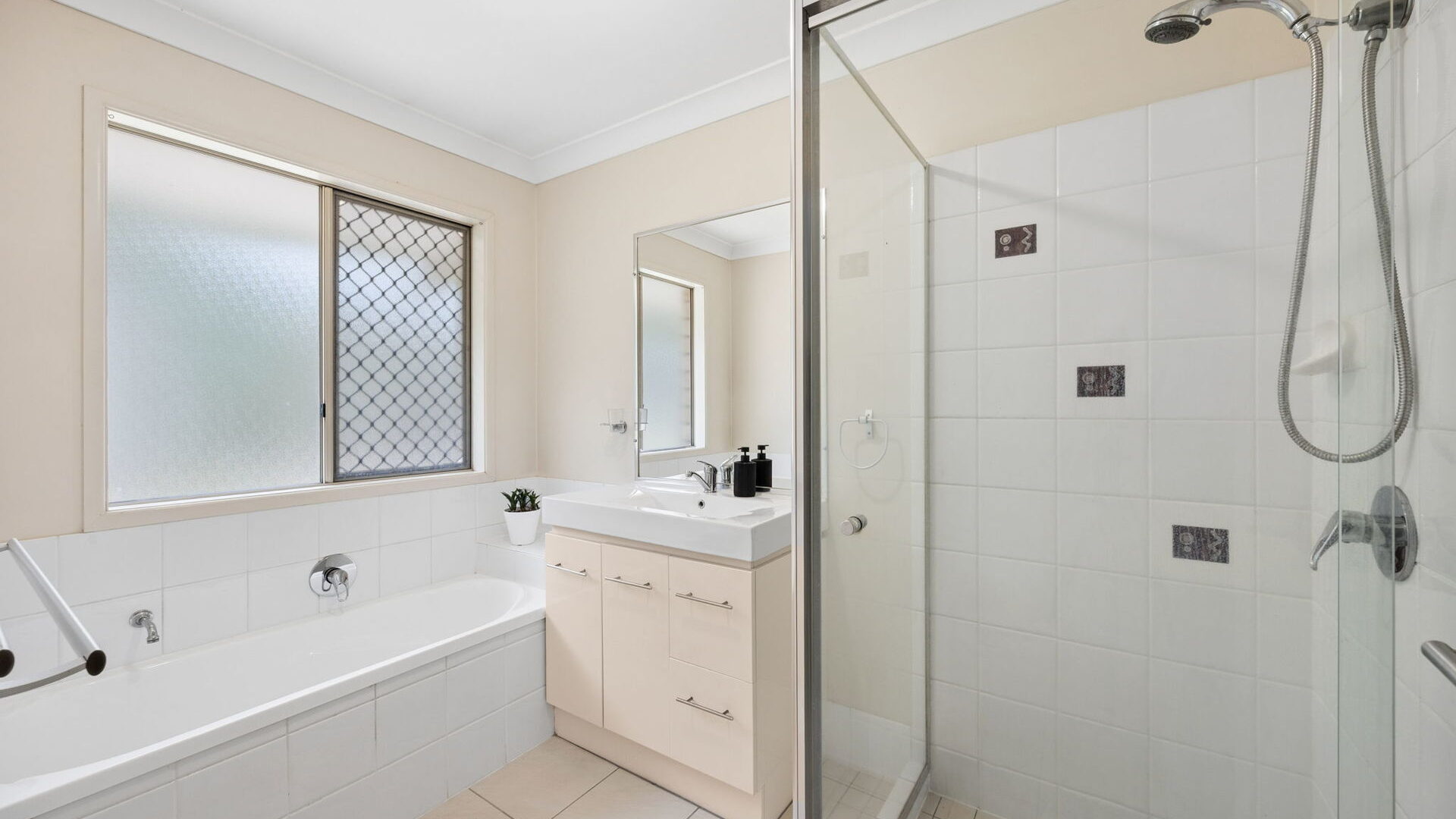 For Sale - 13 Sapphire Court - New Property in Beerwah - Real Estate by Brent Dickson