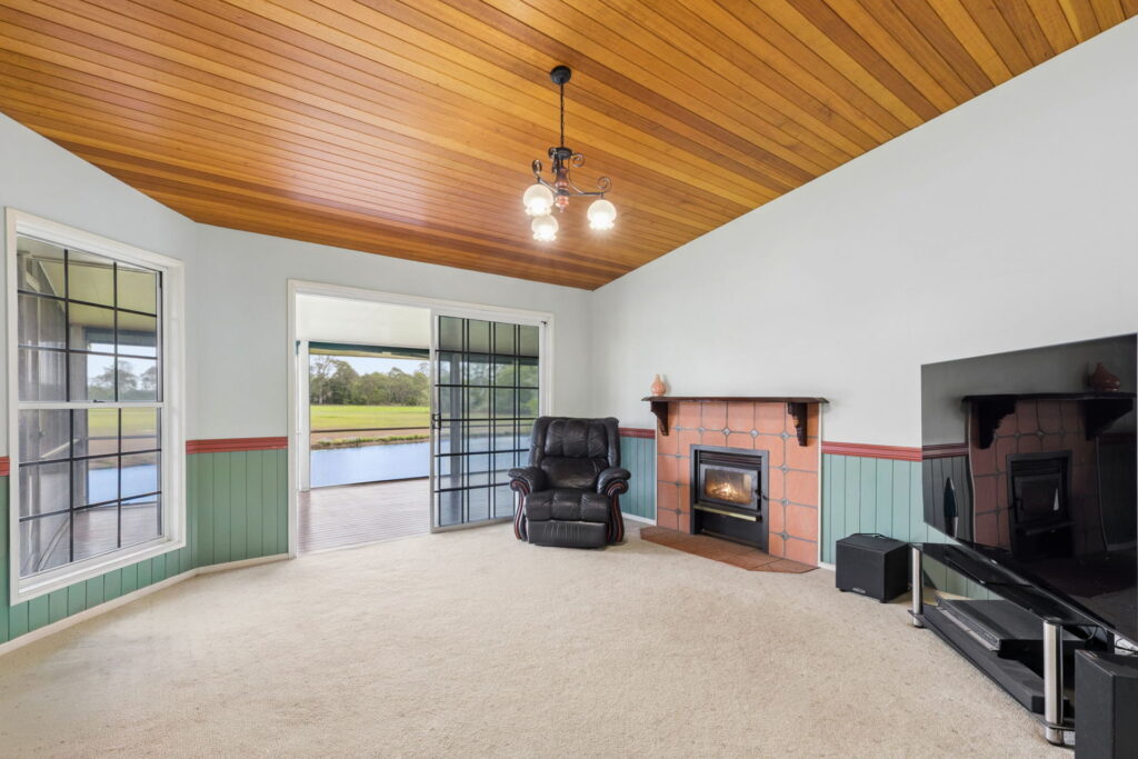 For Sale - 21 Ballantyne Court - New Property in Glenview - Real Estate by Shaun Hammill