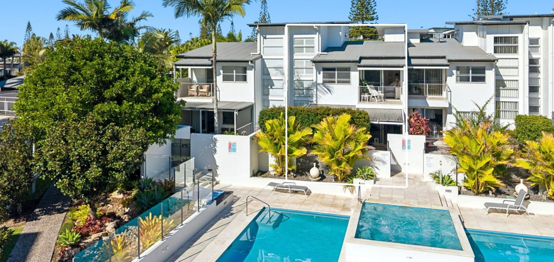 82/7 Grand Parade, Parrearra