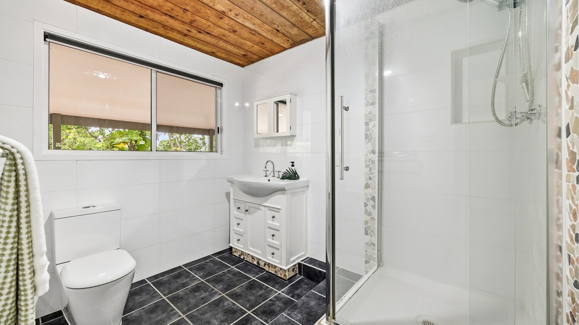 For Sale - 480 Glenview Road - New Property in Glenview - Real Estate by Shaun Hammill