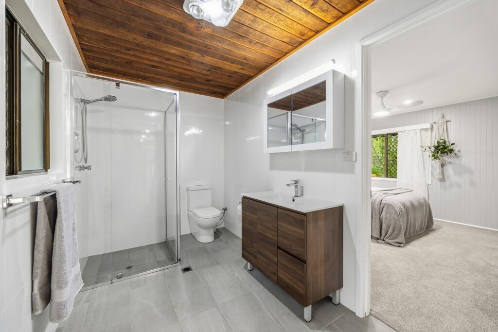 For Sale - 480 Glenview Road - New Property in Glenview - Real Estate by Shaun Hammill