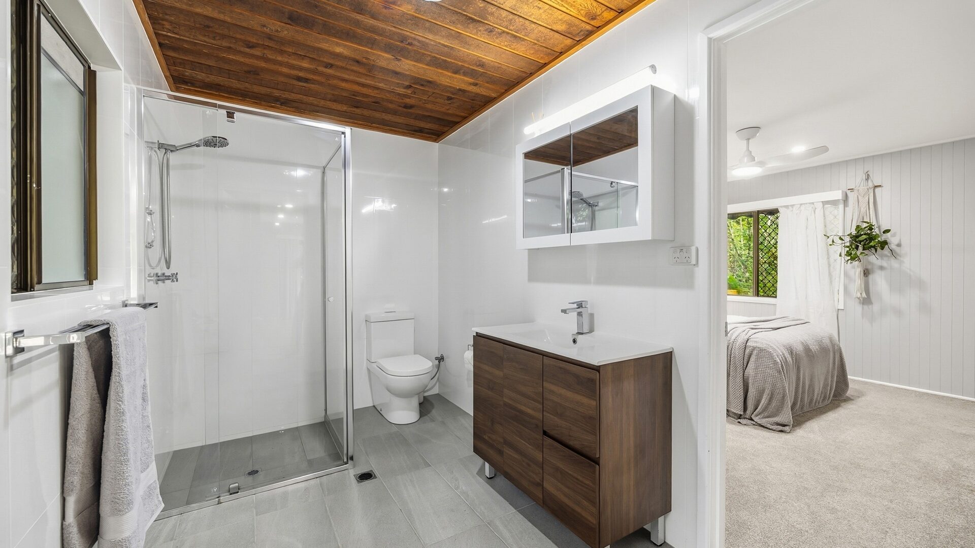 For Sale - 480 Glenview Road - New Property in Glenview - Real Estate by Shaun Hammill