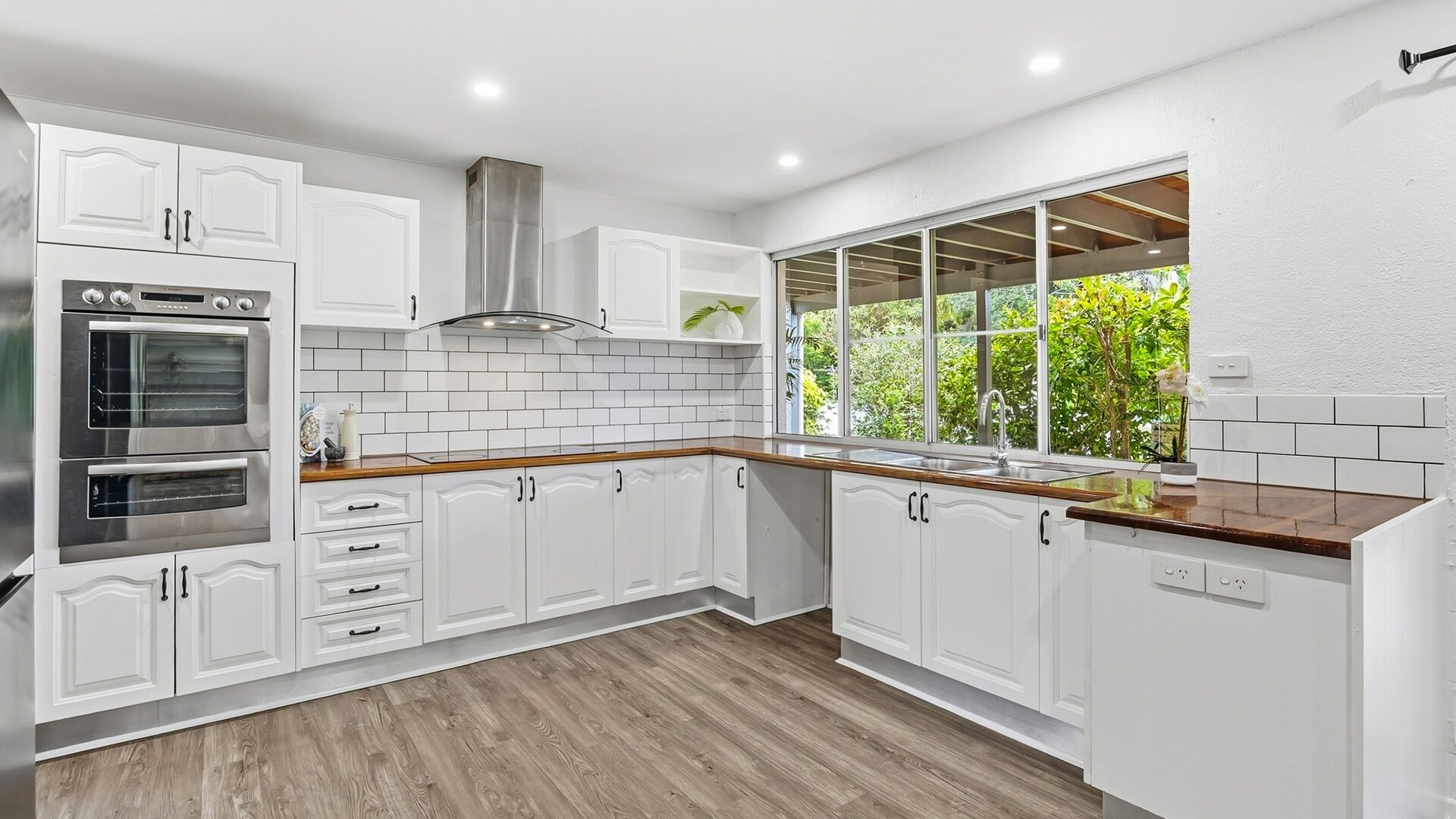 For Sale - 480 Glenview Road - New Property in Glenview - Real Estate by Shaun Hammill