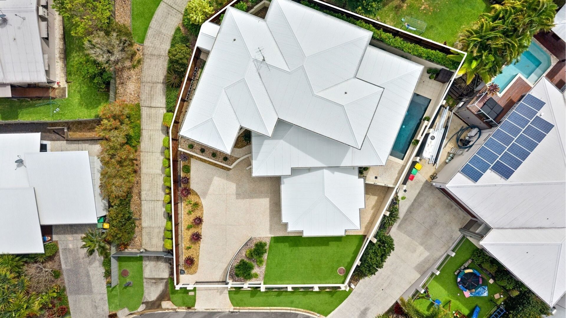 For Sale - 5 Jadie Court - New Property in Coolum Beach - Real Estate by Daniel Powers