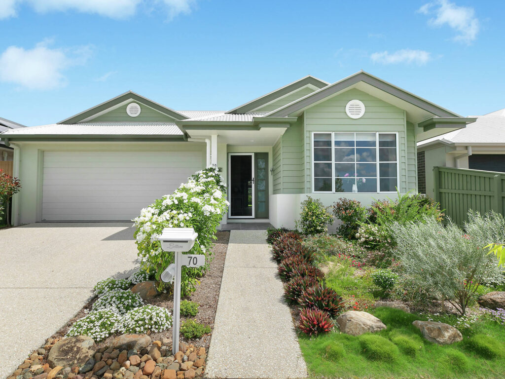 For Sale - 70 Ficus Drive - New Property in Palmview - Real Estate by Peter Hill