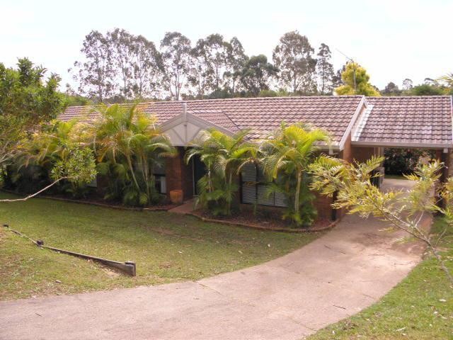 2 Kris Court