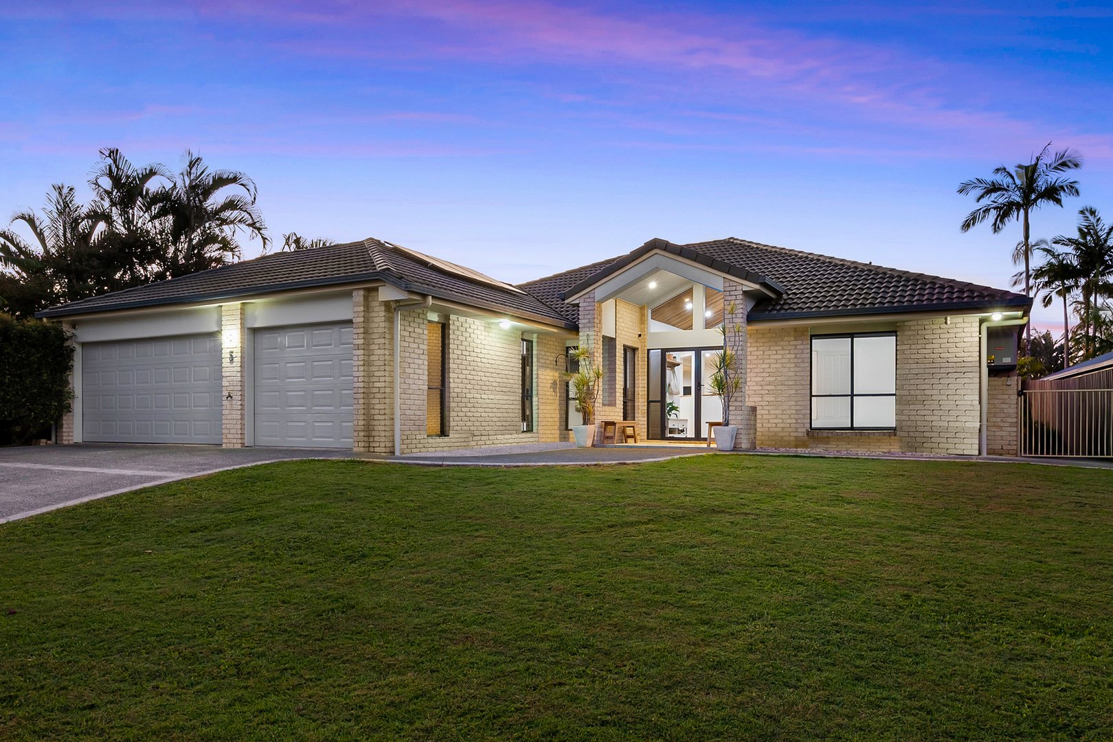 5 Hawkesbury Court