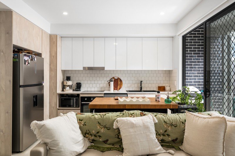 8 Aragorn Street