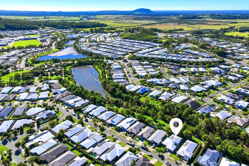 43 Honeyeater Place