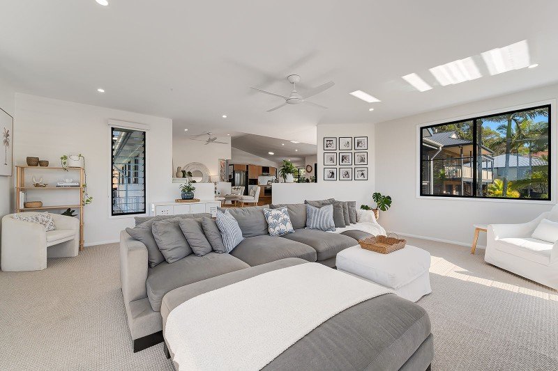 35 Gossamer Drive